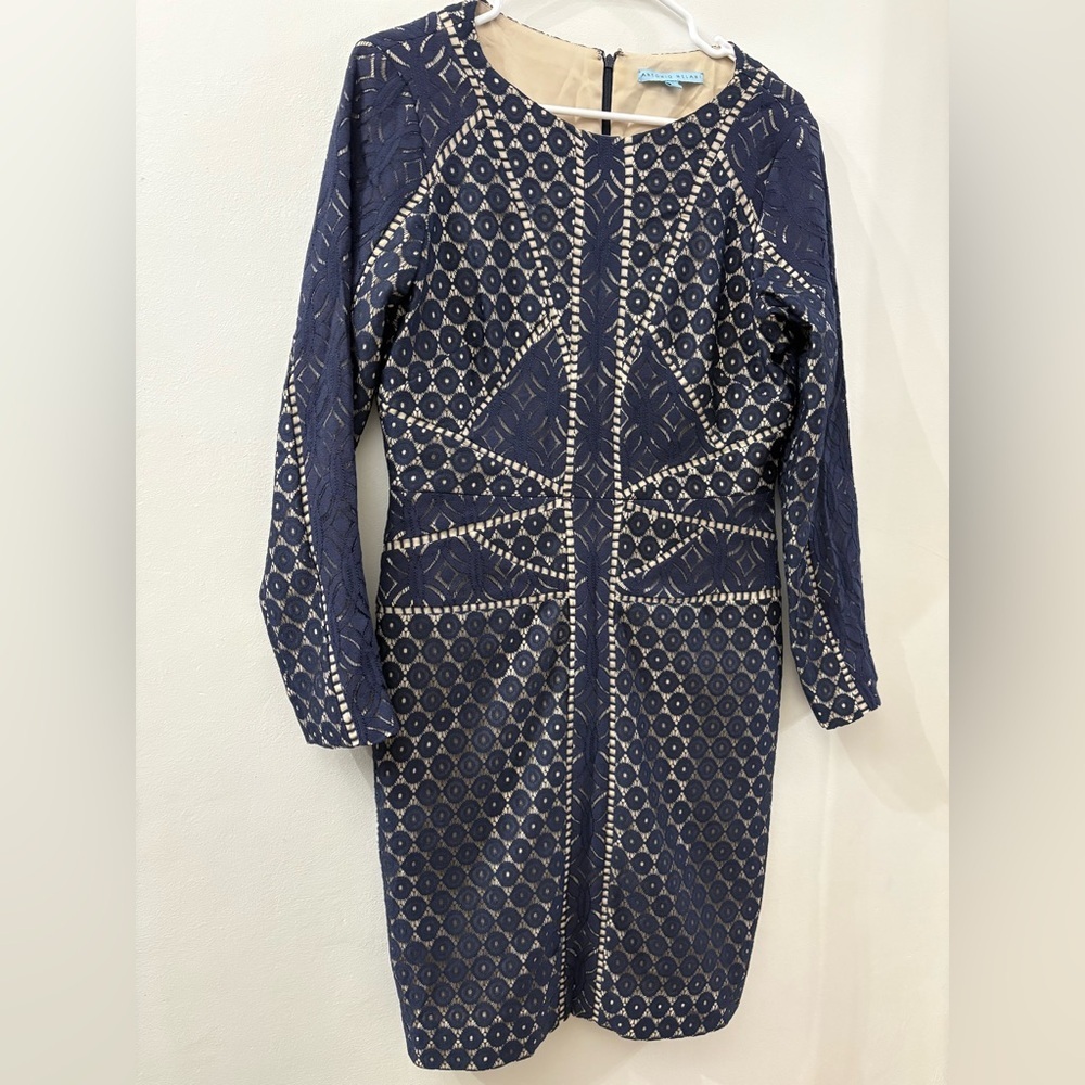 Antonio Melani Elegant Navy Patterned lace dress - women’s size 8